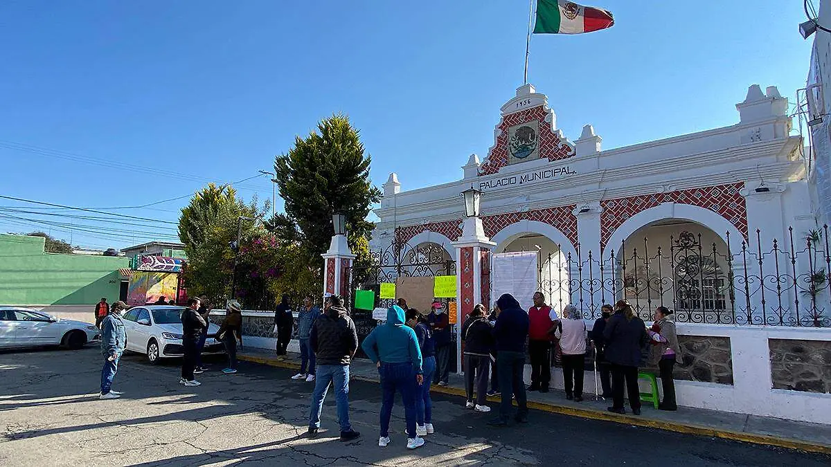 Fue tomada la presidencia auxiliar de San Felipe Hueyotlipan por tiempo indefinido